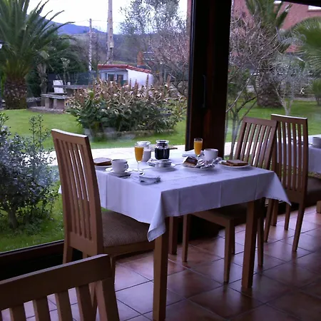 阿祖尔日德伽利玛尔酒店