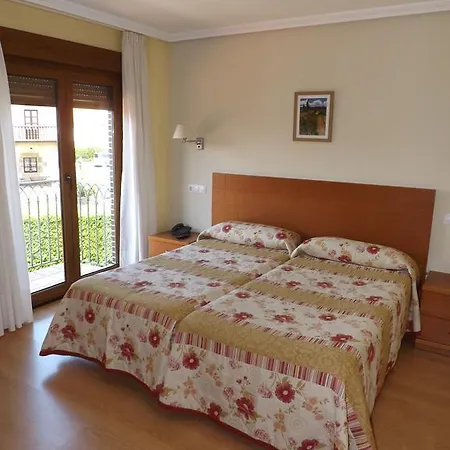 阿祖尔日德伽利玛尔酒店 3* 圣维森特-德拉巴尔克拉